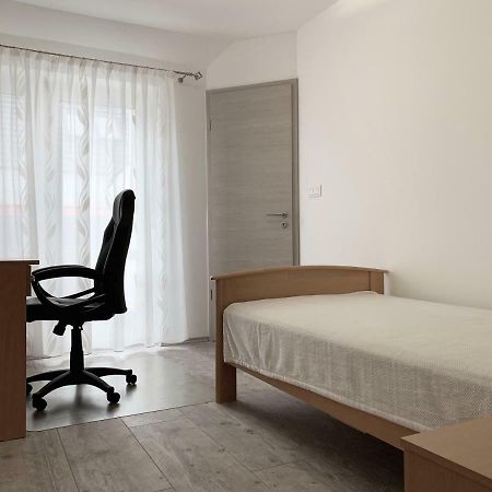 Exclusive Home - C. Apartman 페치 외부 사진